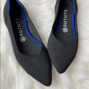 Black Rothy’s The Point. Size 9